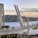 Stunning Seafront Lux Cambridge Wt Pool Σλιέμα