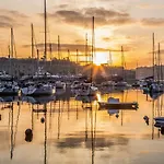 Διαμέρισμα Stunning Seafront Lux Cambridge Wt Pool