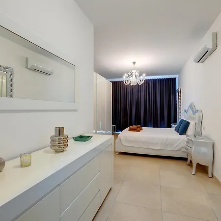 Stunning Seafront Lux Cambridge Wt Pool * Sliema