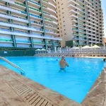 Апартаменты Stunning Seafront Lux Cambridge Wt Pool *
