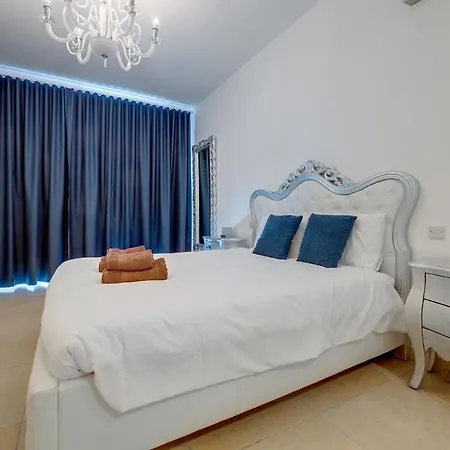 Appartement Stunning Seafront Lux Cambridge Wt Pool