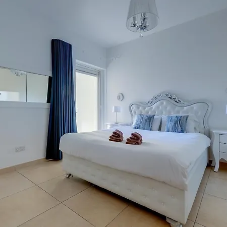 아파트 Stunning Seafront Lux Cambridge Wt Pool *