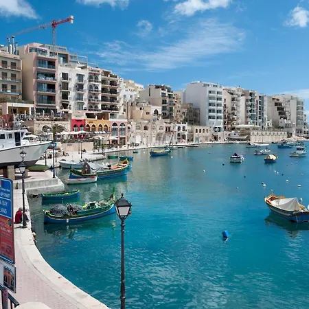 Apartament Stunning Seafront Lux Cambridge Wt Pool Sliema