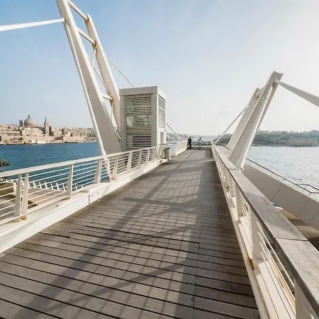 Apartmán Stunning Seafront Lux Cambridge Wt Pool Sliema