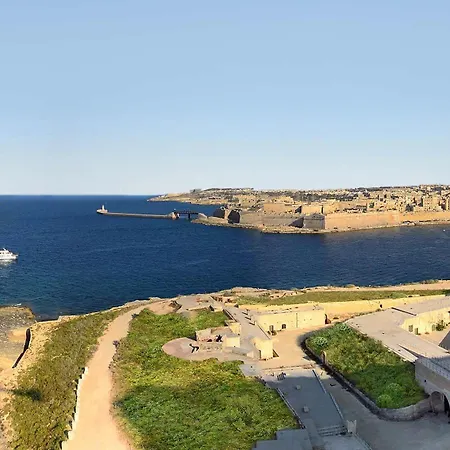 Stunning Seafront Lux Cambridge Wt Pool * Sliema