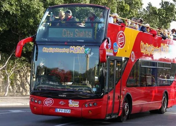 Stunning Seafront Lux Cambridge Wt Pool Apartament