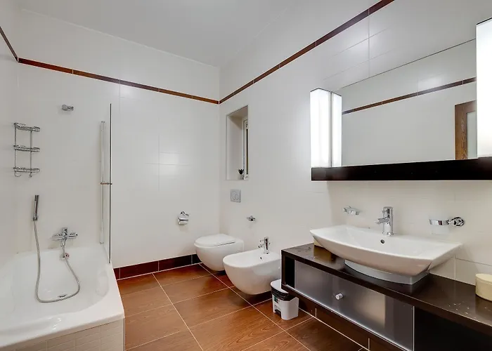 Stunning Seafront Lux Cambridge Wt Pool * Sliema