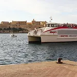 Stunning Seafront Lux Cambridge Wt Pool Apartmán Sliema