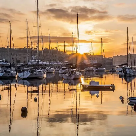 Lägenhet Stunning Seafront Lux Cambridge Wt Pool